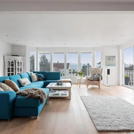 Spacious With Terrace & Car Charger *